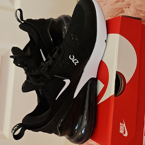 Nike Air Max 270 Big Kids Size 5 - Picture 7 of 8